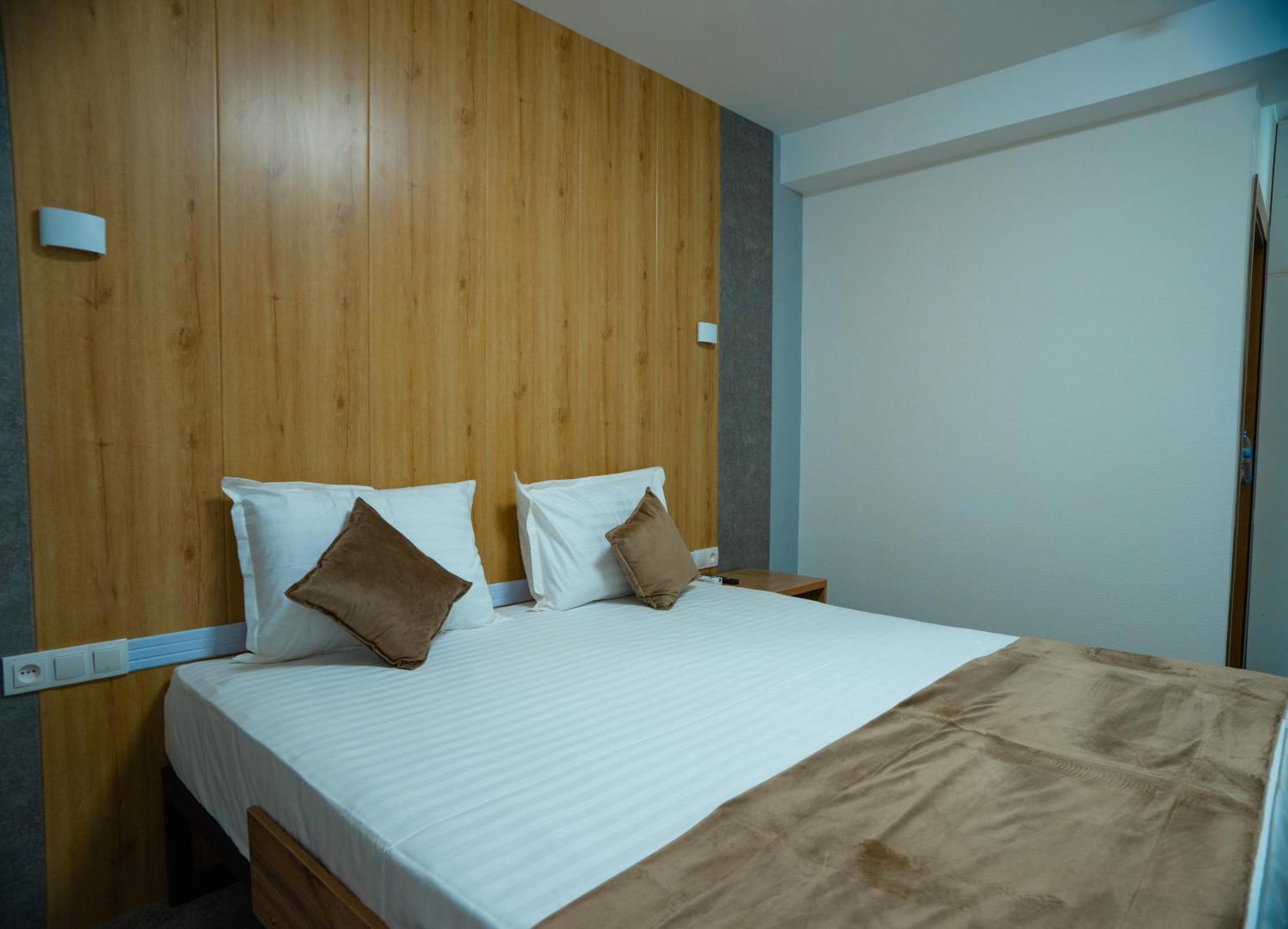 Art Plaza Hotel طشقند المظهر الخارجي الصورة