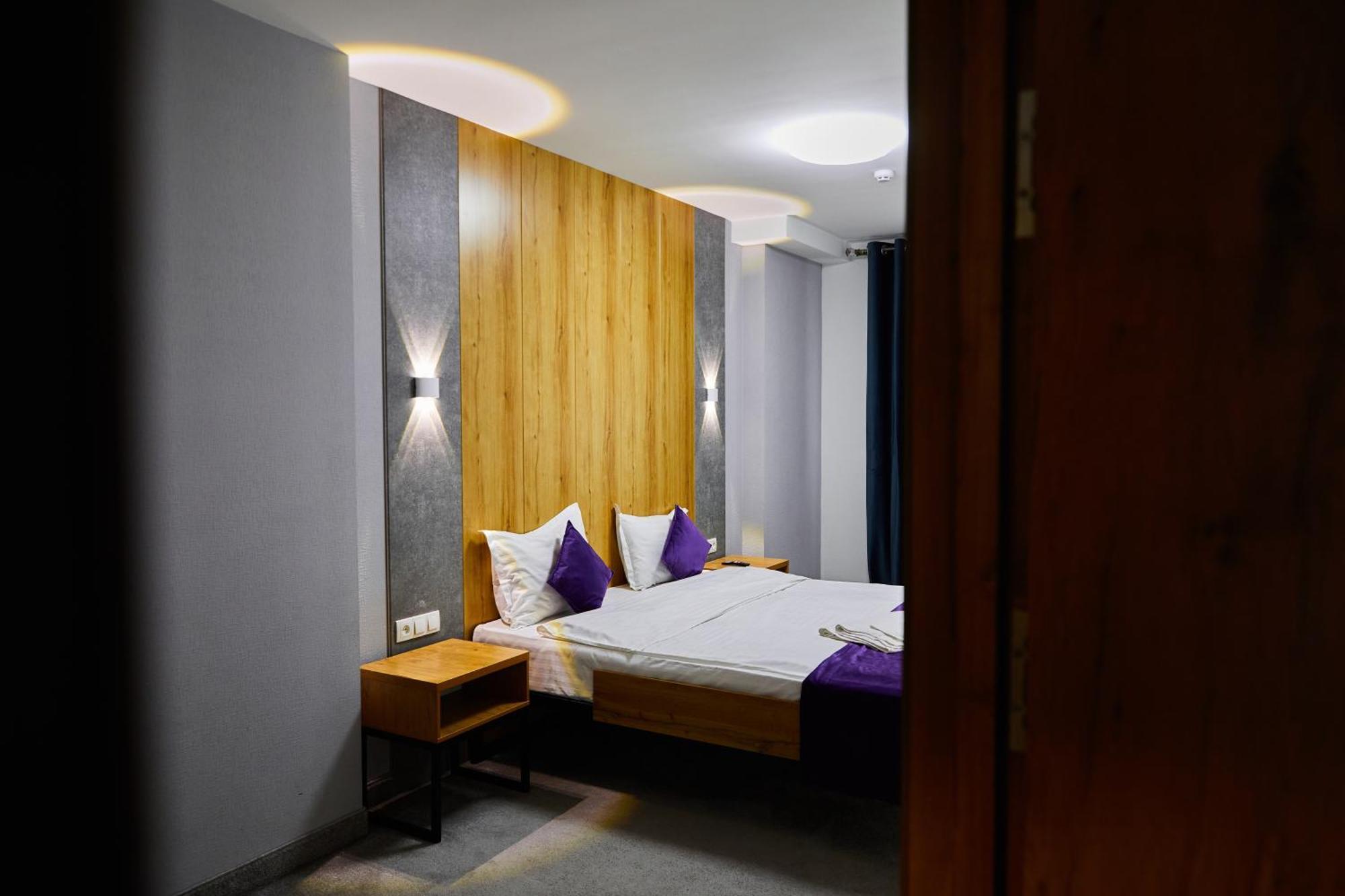 Art Plaza Hotel طشقند المظهر الخارجي الصورة