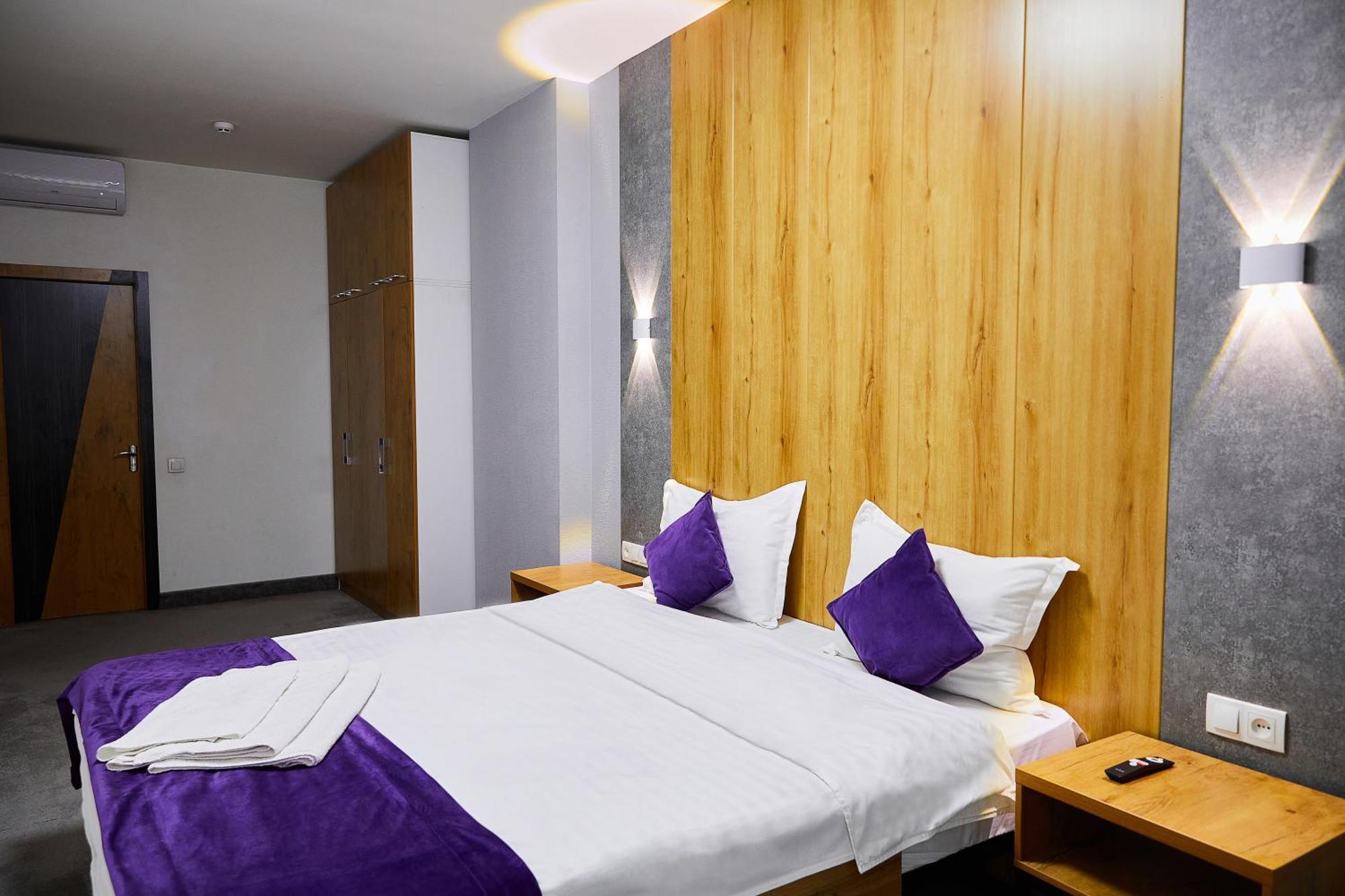 Art Plaza Hotel طشقند المظهر الخارجي الصورة