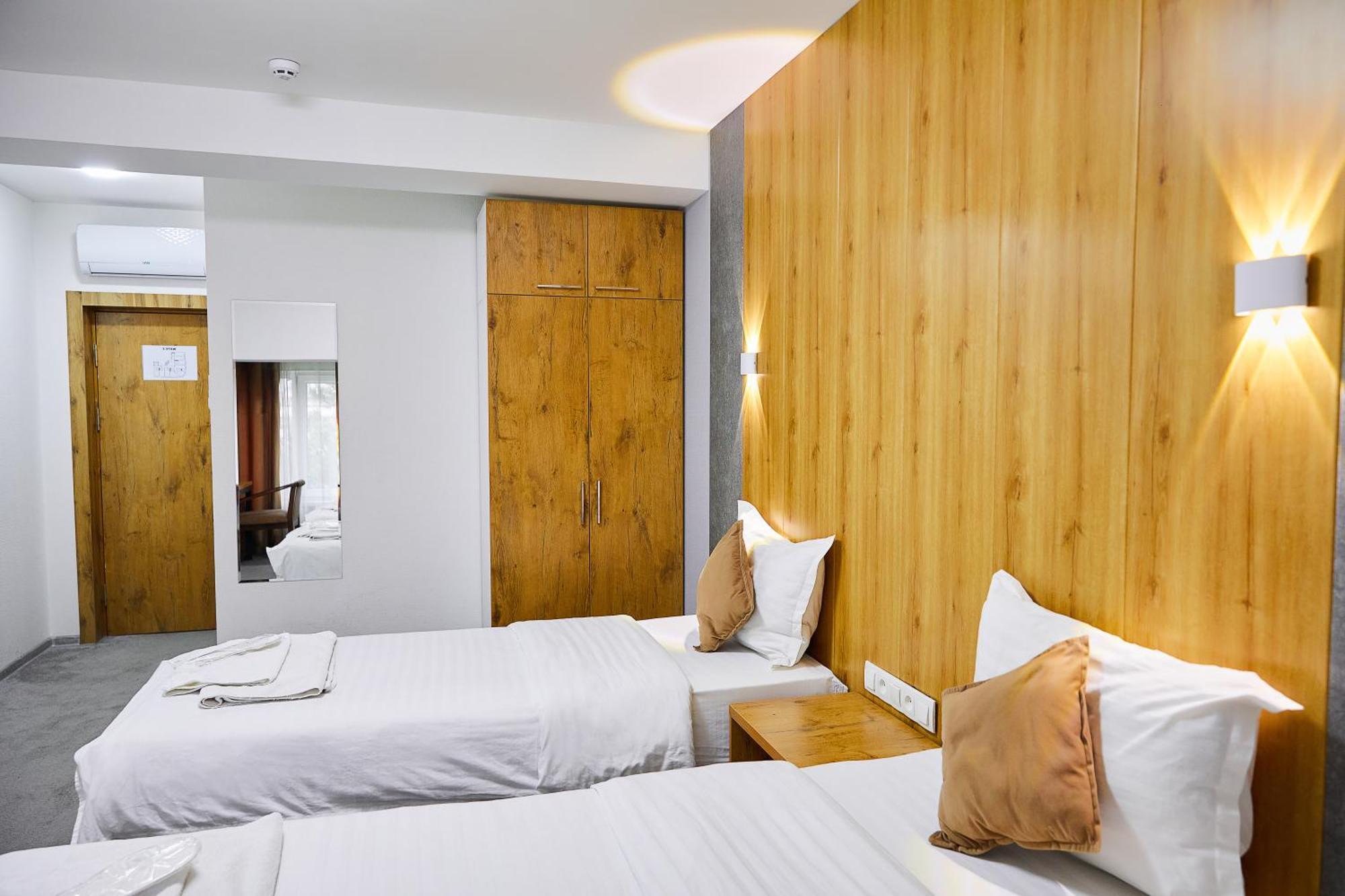 Art Plaza Hotel طشقند المظهر الخارجي الصورة